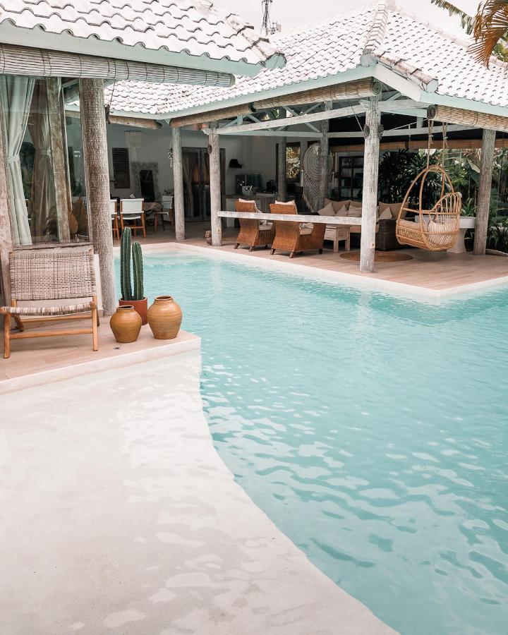 Cocowhite Villa Seminyak Exterior foto