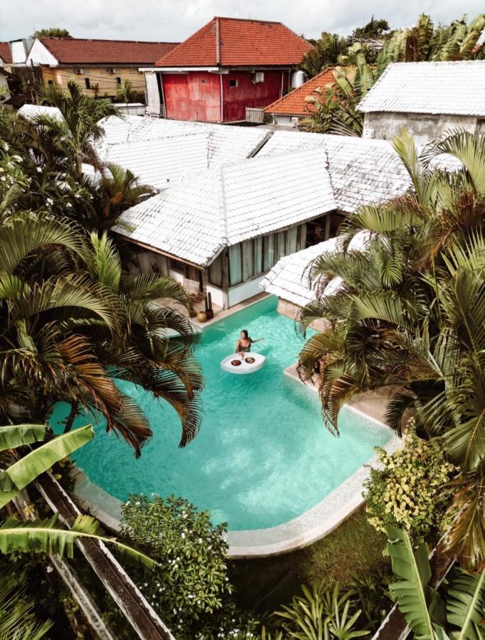 Cocowhite Villa Seminyak Exterior foto